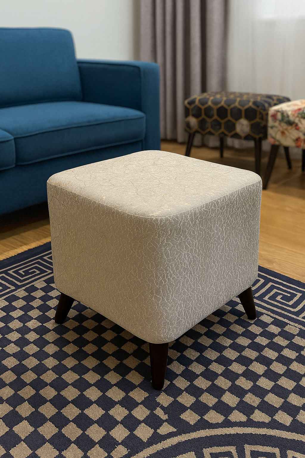 Stools set price in Pakistan