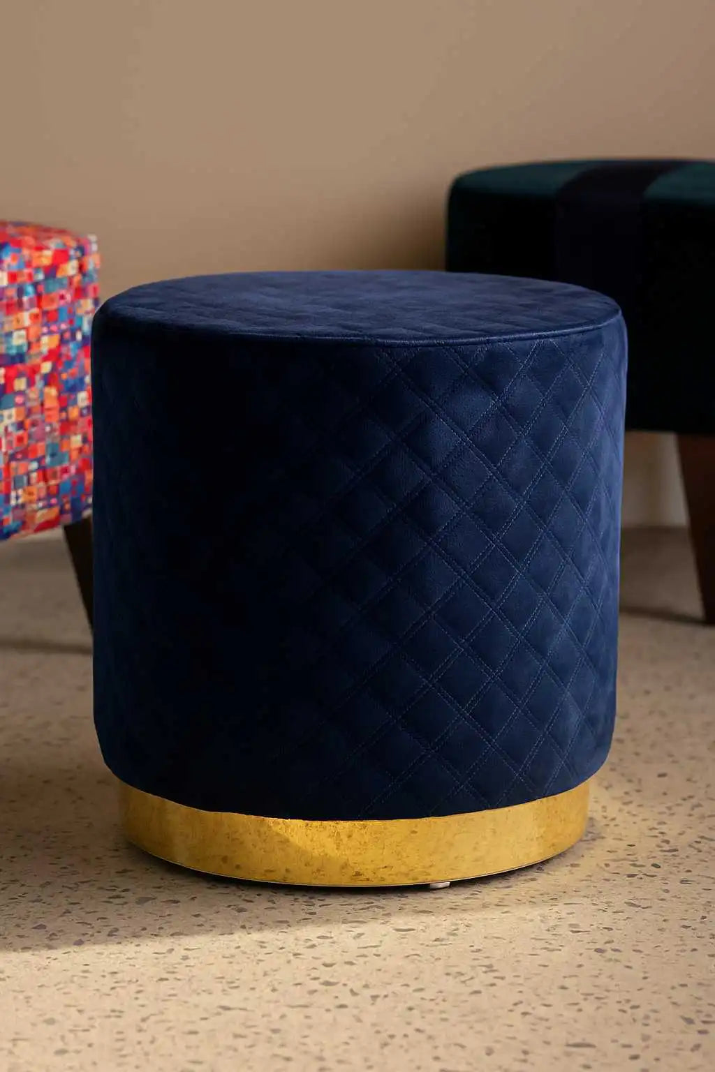 wooden stools price in pakistan