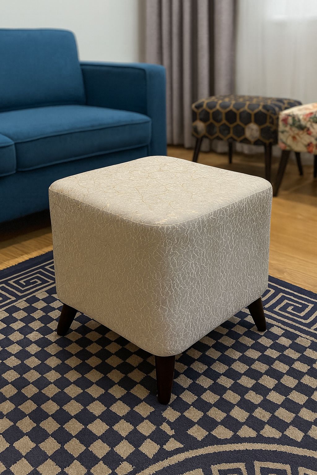 wooden stools price in pakistan